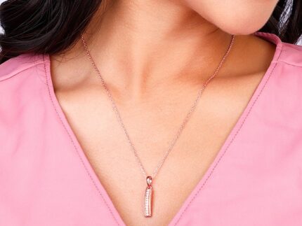 Rose Gold Vintage Pendant With Link Chain