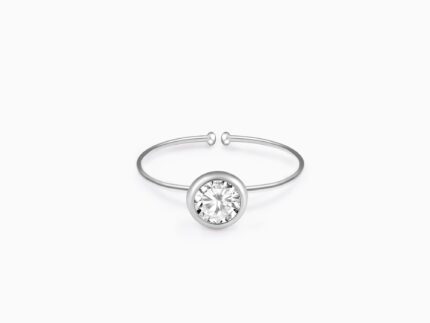 Silver Gleaming Zircon Ring